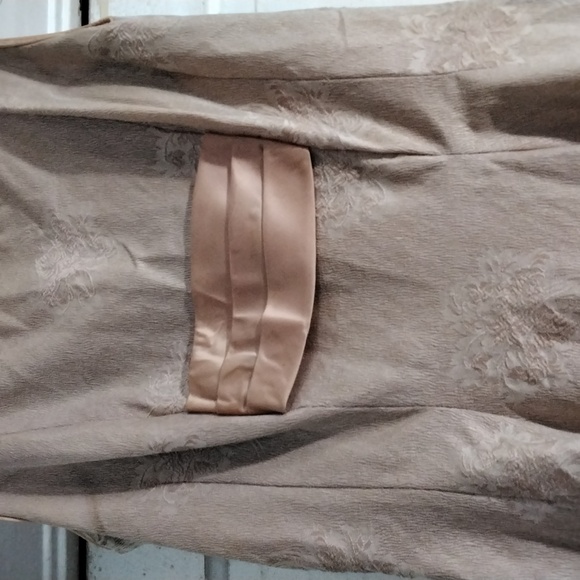 Very pretty vintage jacquard semi-formal dress - Picture 6 of 6